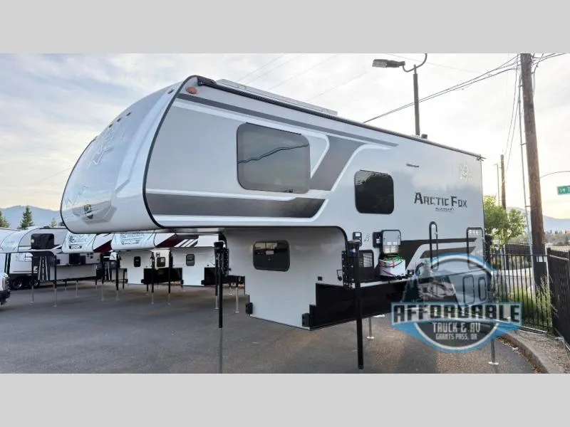 2026 Northwood Arctic Fox Camper 1140 - Photo 3