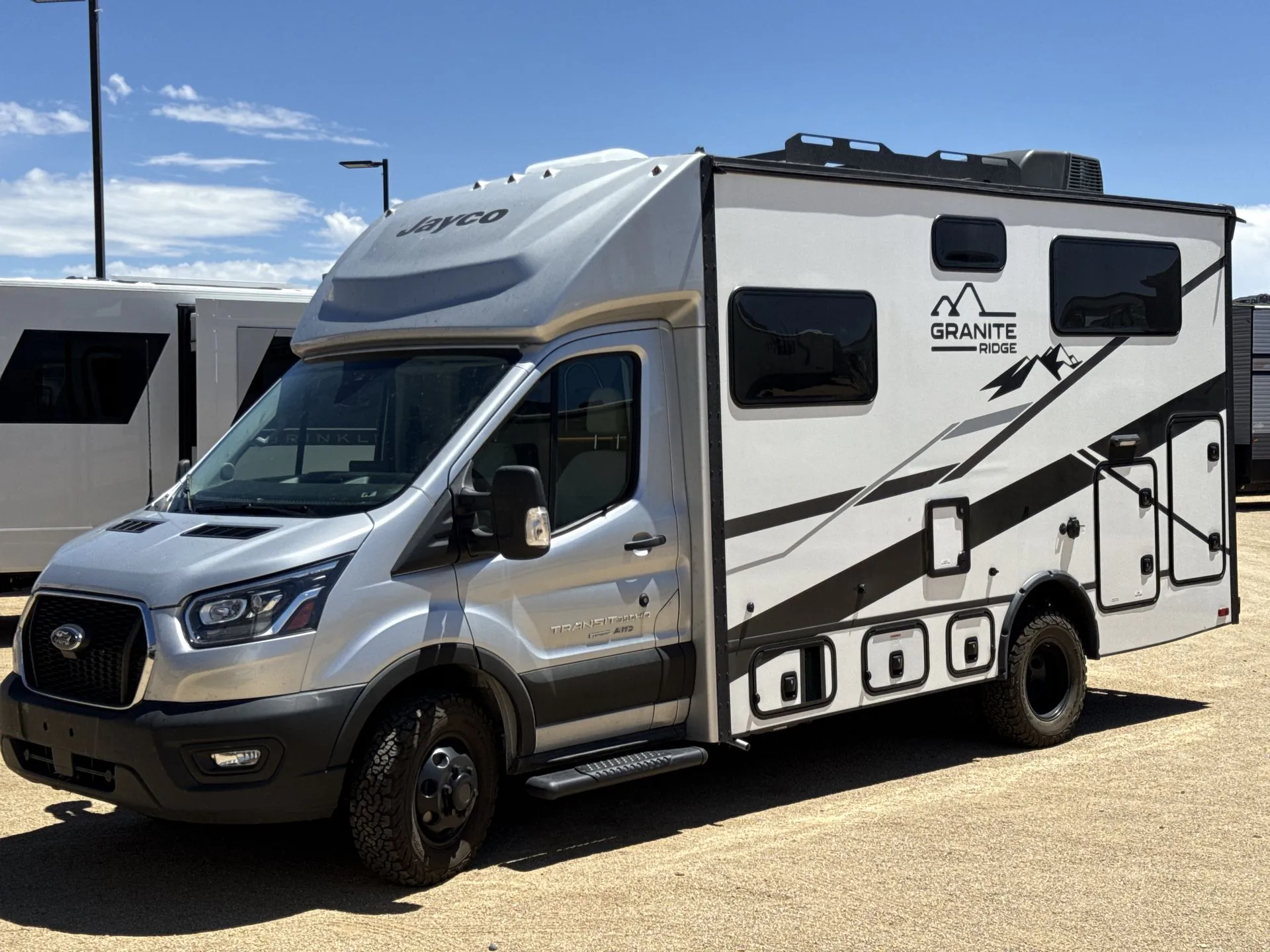 2025 Jayco Granite Ridge 22T - Photo 2