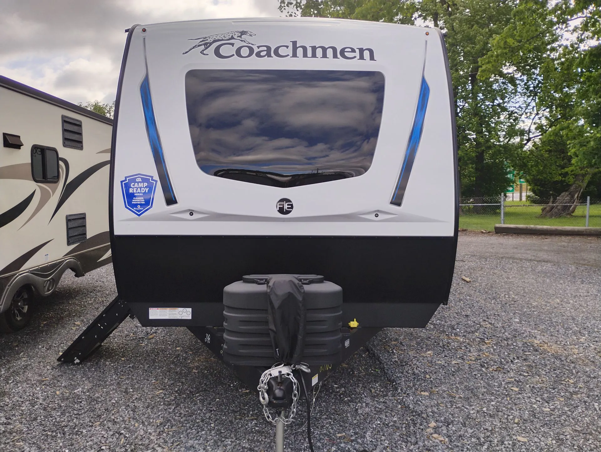 2025 Coachmen Freedom Express Ultra Lite 298FDS - Photo 4