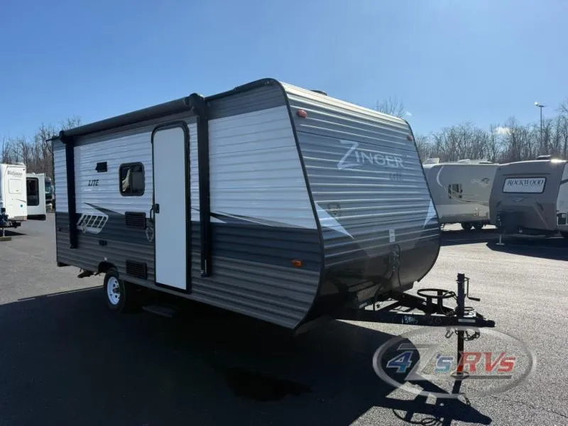 2018 CrossRoads Zinger 18BH - Photo 2