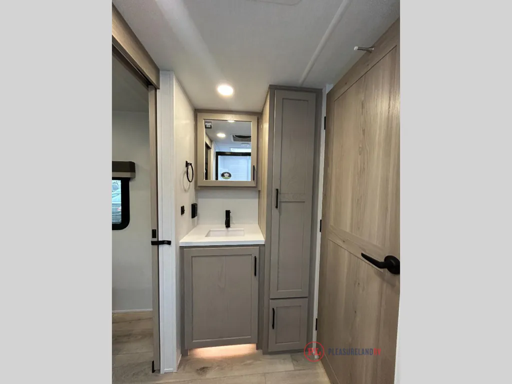 2026 Forest River Flagstaff Micro Lite 25FKB, Photos photo 19
