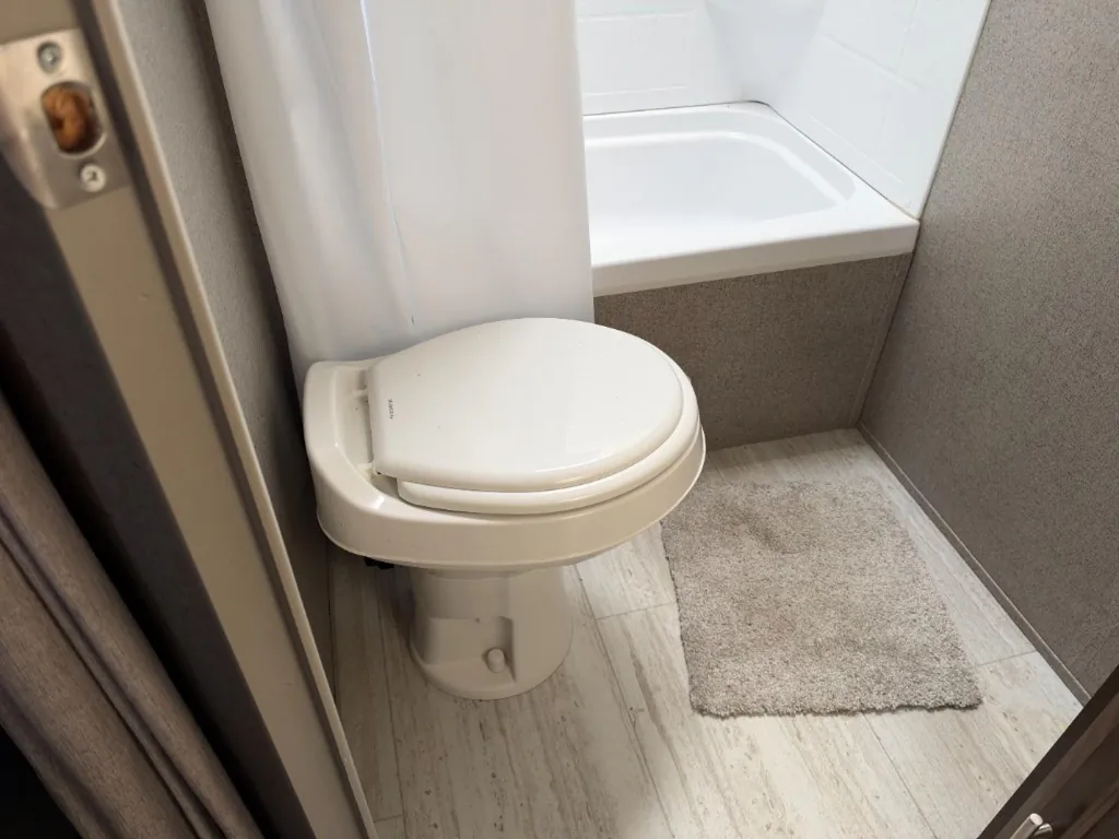 2019 Forest River Rockwood Mini Lite 2508, Photos photo 22