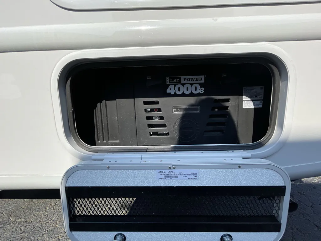 2026 Thor Motor Coach Axis 26.2, Photos photo 9