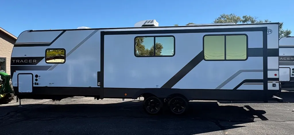 2027 Forest River Tracer 286RL, Photos photo 4