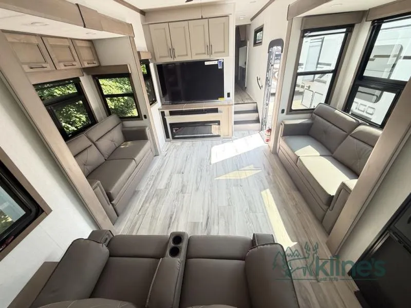 2026 KZ Durango Gold 391RKF - Photo 4