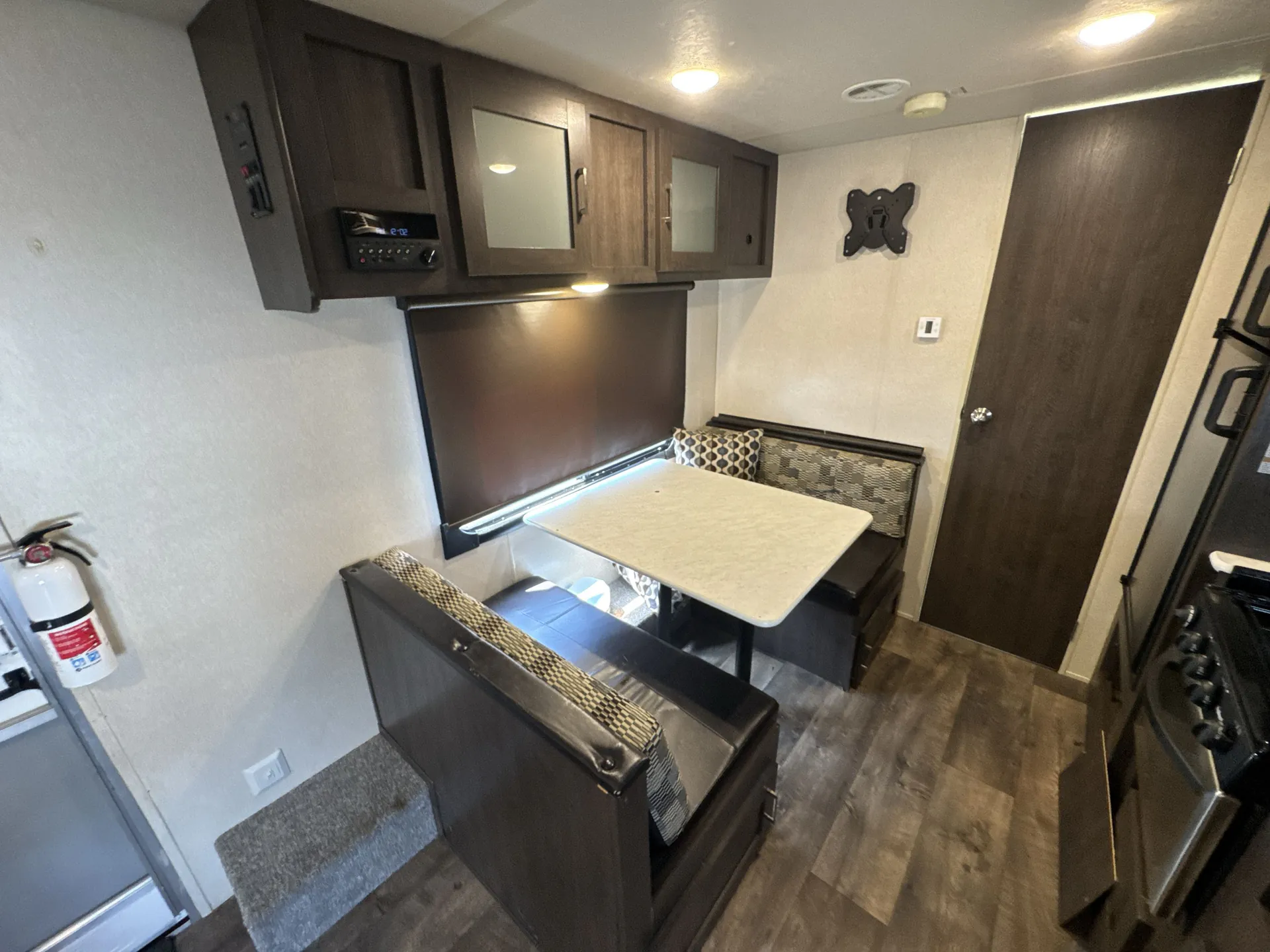 2018 Forest River Wildwood X-Lite 241QBXL - Photo 4