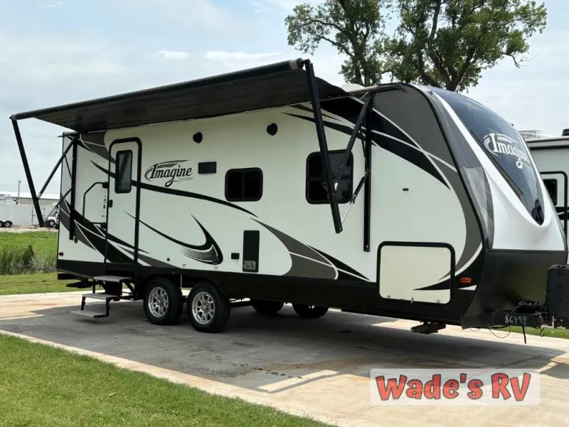 2018 Grand Design Imagine 2150RB - Photo 3