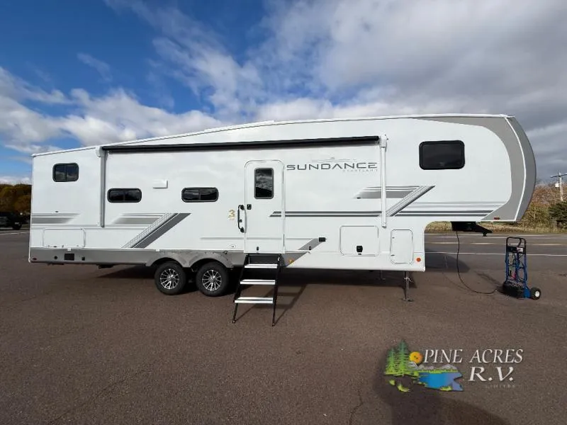 2026 Heartland Sundance XLT 28DB - Photo 3
