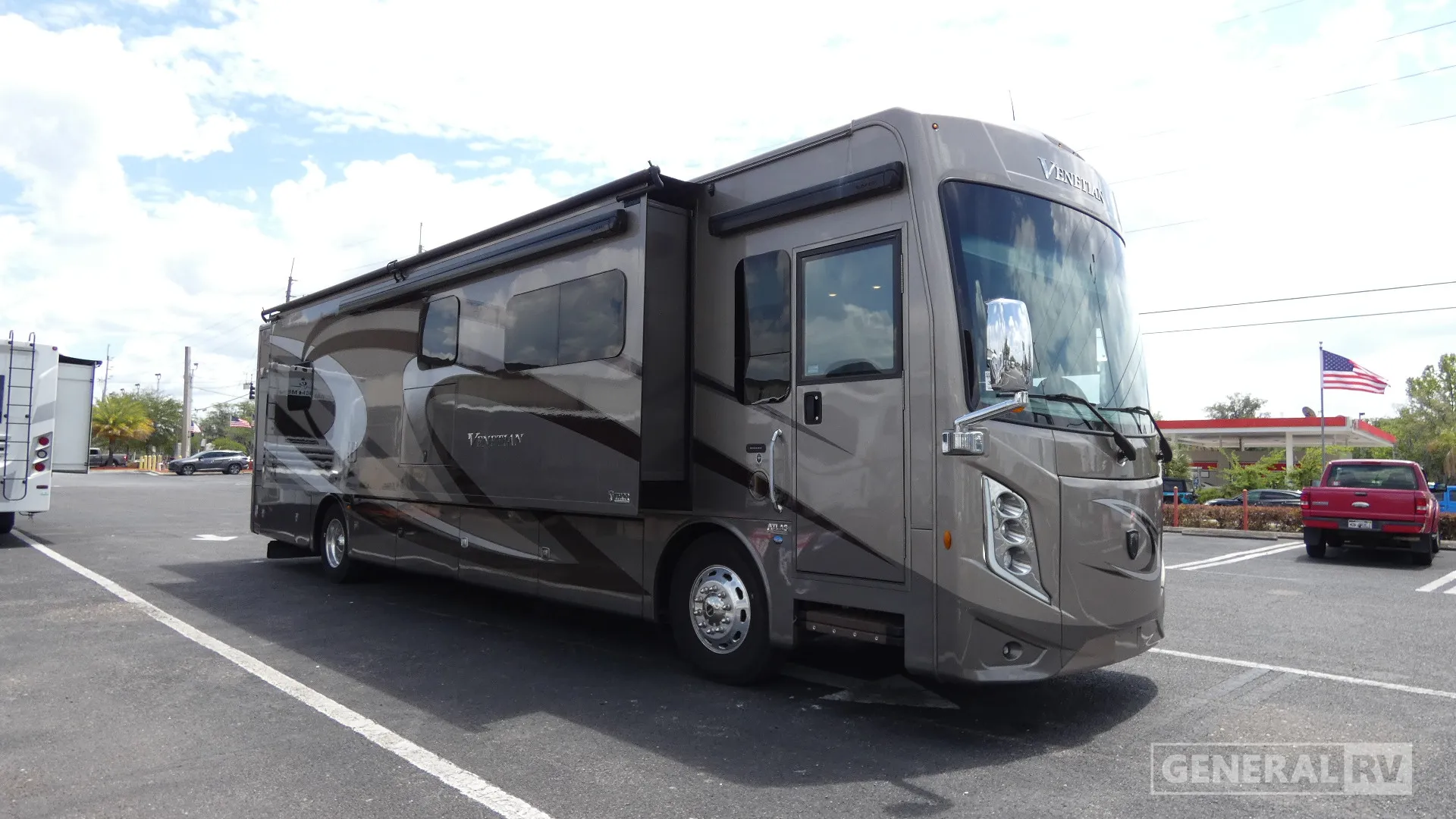 2020 Thor Motor Coach Venetian R40 - Photo 2