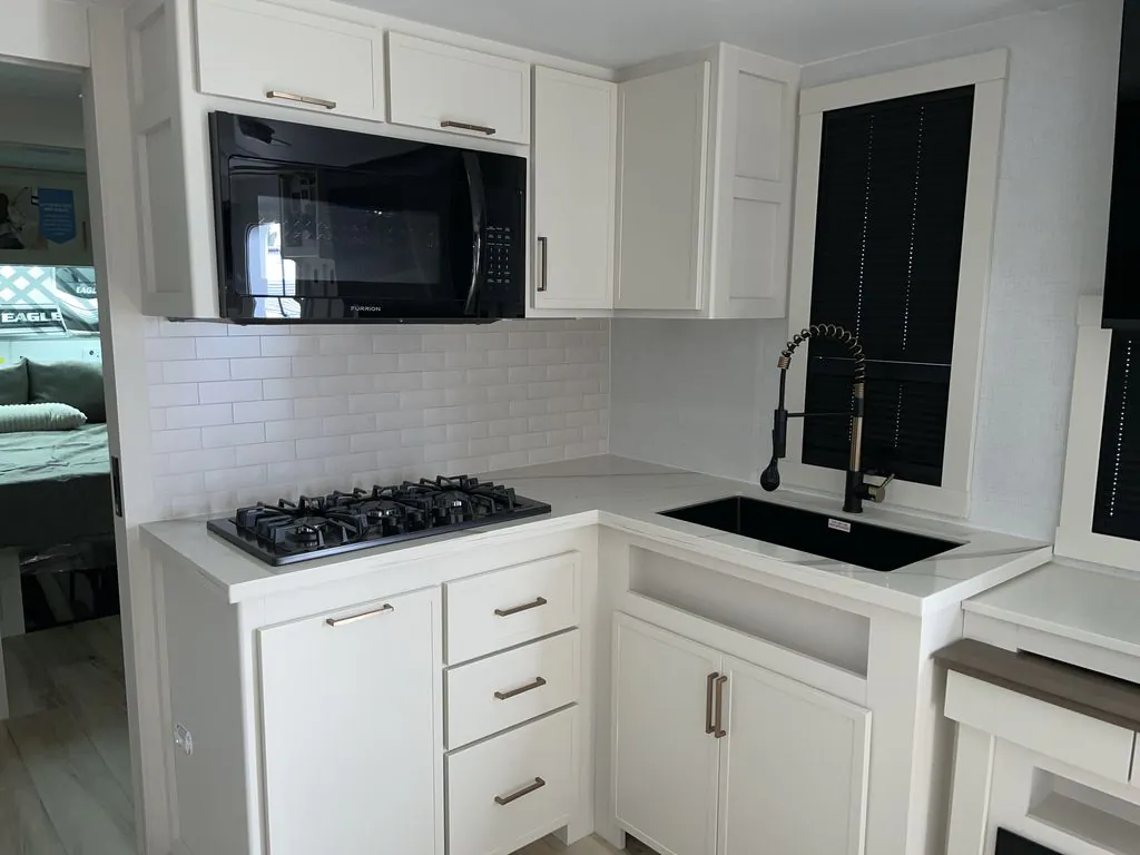 2026 Brinkley Model I 294, Photos photo 12
