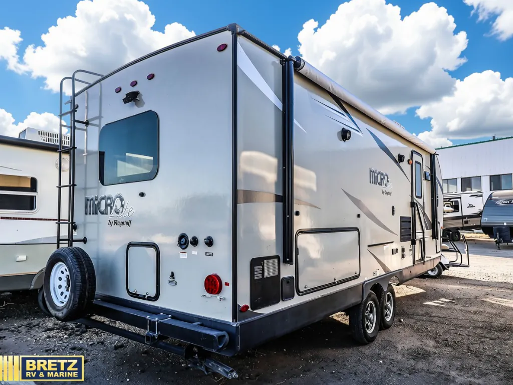 2019 Forest River Flagstaff Micro Lite 25FKS, Photos photo 4