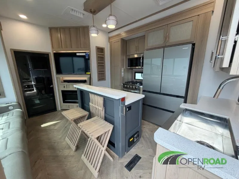 2026 Keystone Raptor 352 - Photo 4
