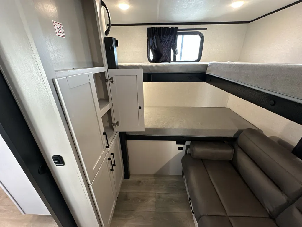 2026 Jayco Jay Feather 29QBH, Photos photo 35
