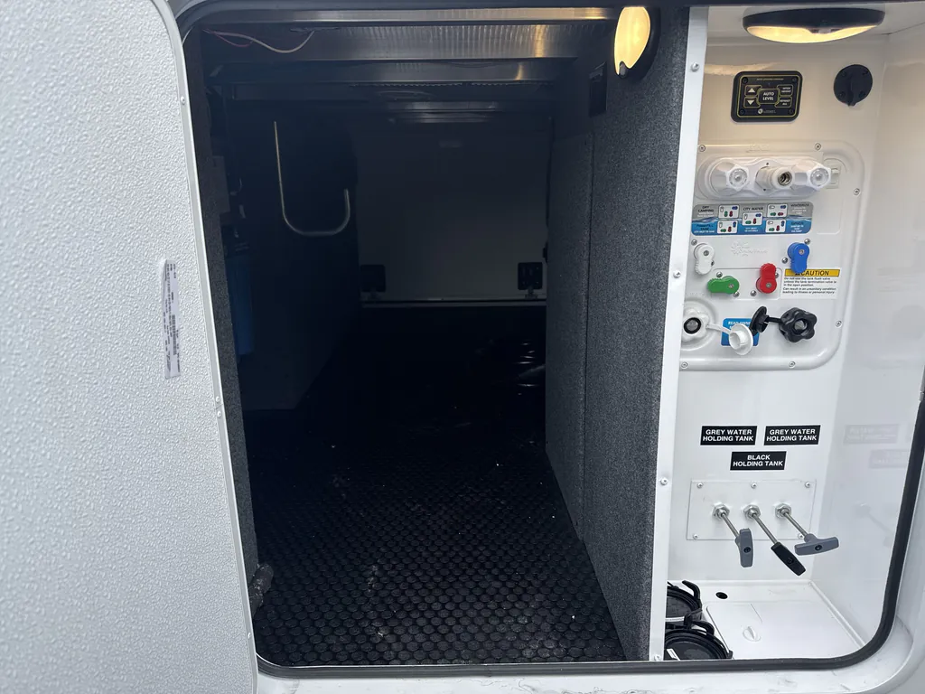 2026 Jayco North Point 395DSDB, Photos photo 35