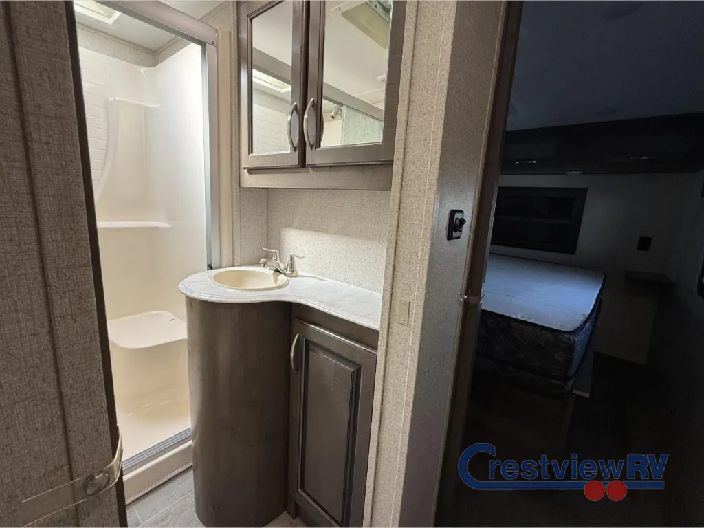 2020 Dutchmen Voltage Triton 3551, Photos photo 18