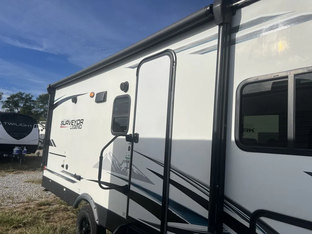 2022 Forest River Surveyor Legend 19BHLE - Photo 4