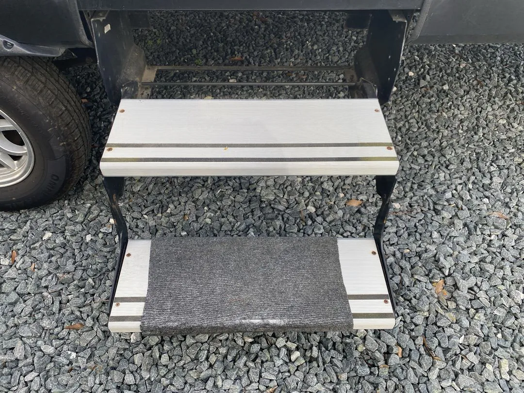 2019 Grand Design Imagine XLS 18RBE - Photo 3