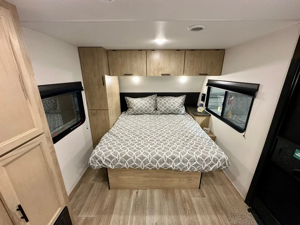 2027 Forest River Cherokee Grey Wolf 21AB — Photo 6