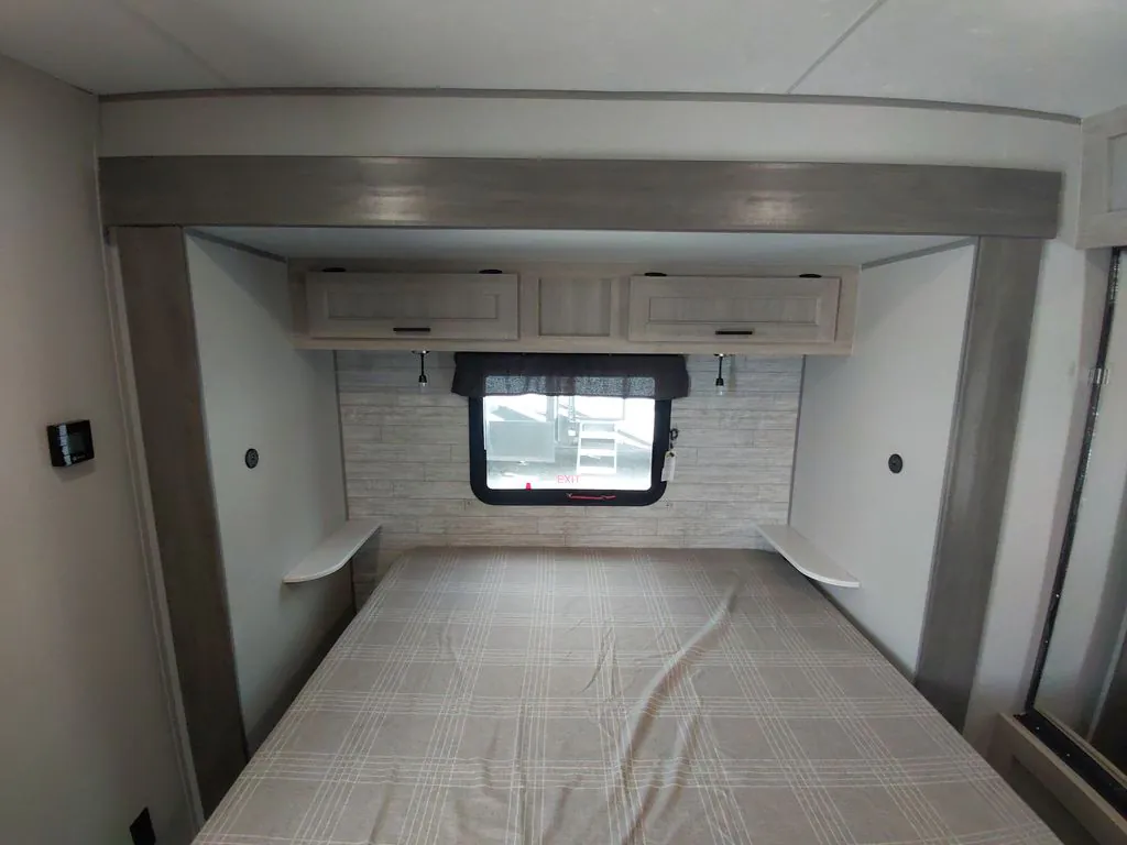 2026 Forest River Aurora 34BHTS 2 QUEEN BEDS, Photos photo 20