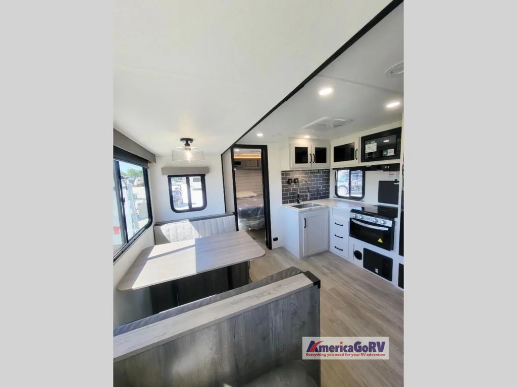 2026 Forest River Solaire 2580RBSS, Photos photo 15