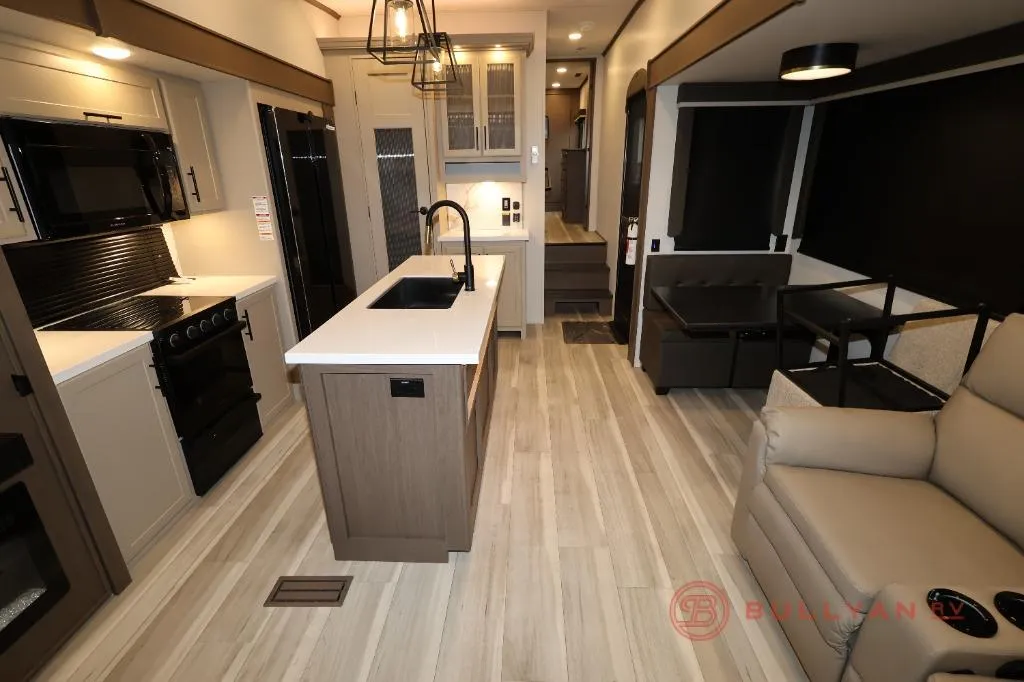 2026 Keystone Cougar 316RLS - Photo 3