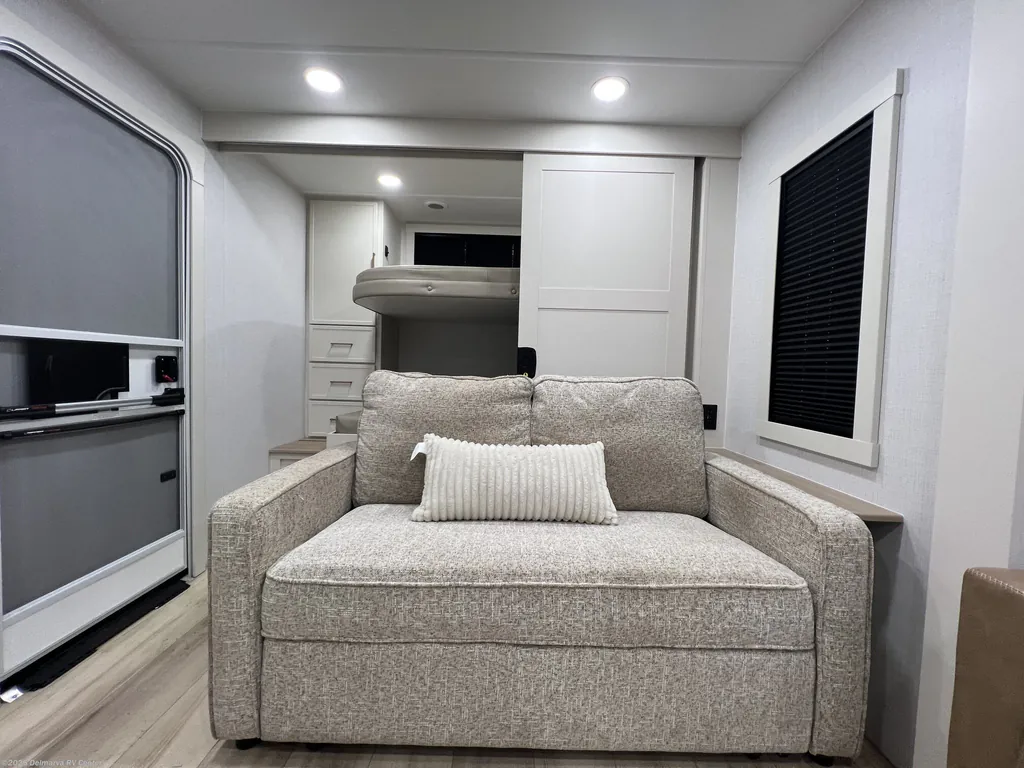 2026 Brinkley Model I 294, Photos photo 21