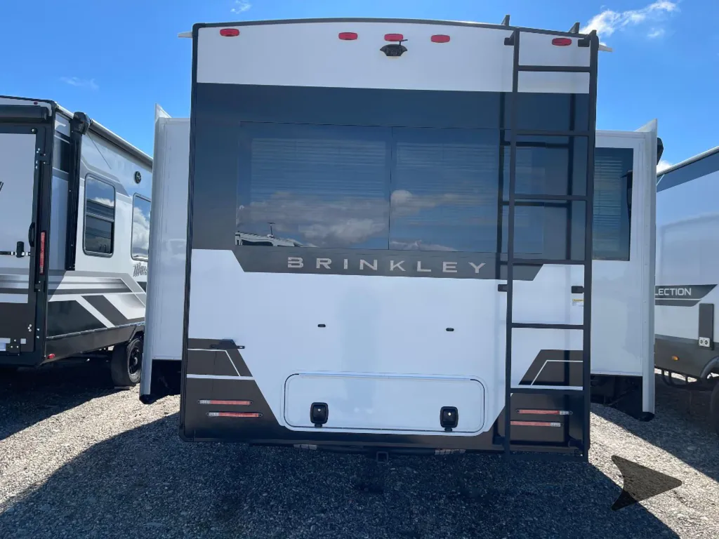 2026 Brinkley Model Z Air 297, Photos photo 15