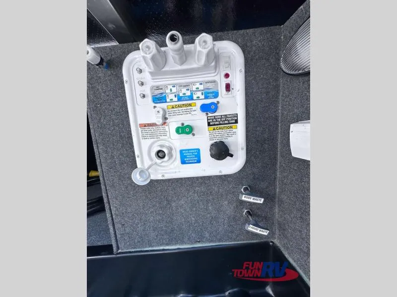 2024 Coachmen Chaparral 373MBRB - Photo 3