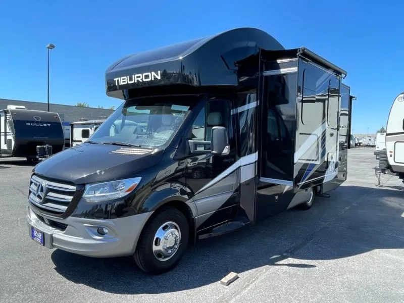 2022 Thor Motor Coach Tiburon 24RW - Photo 4