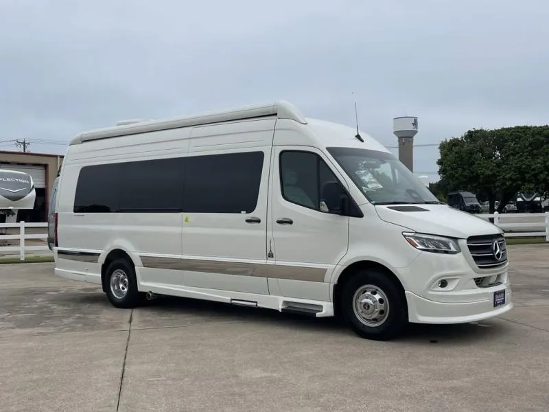 2026 Grech RV Strada-ion New    TOUR-ION - Main photo