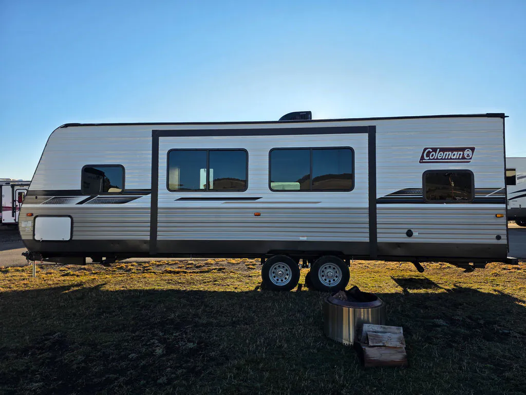 2023 Dutchmen Coleman Lantern 263BHWE dealer photo 5 from RV Truck Sales