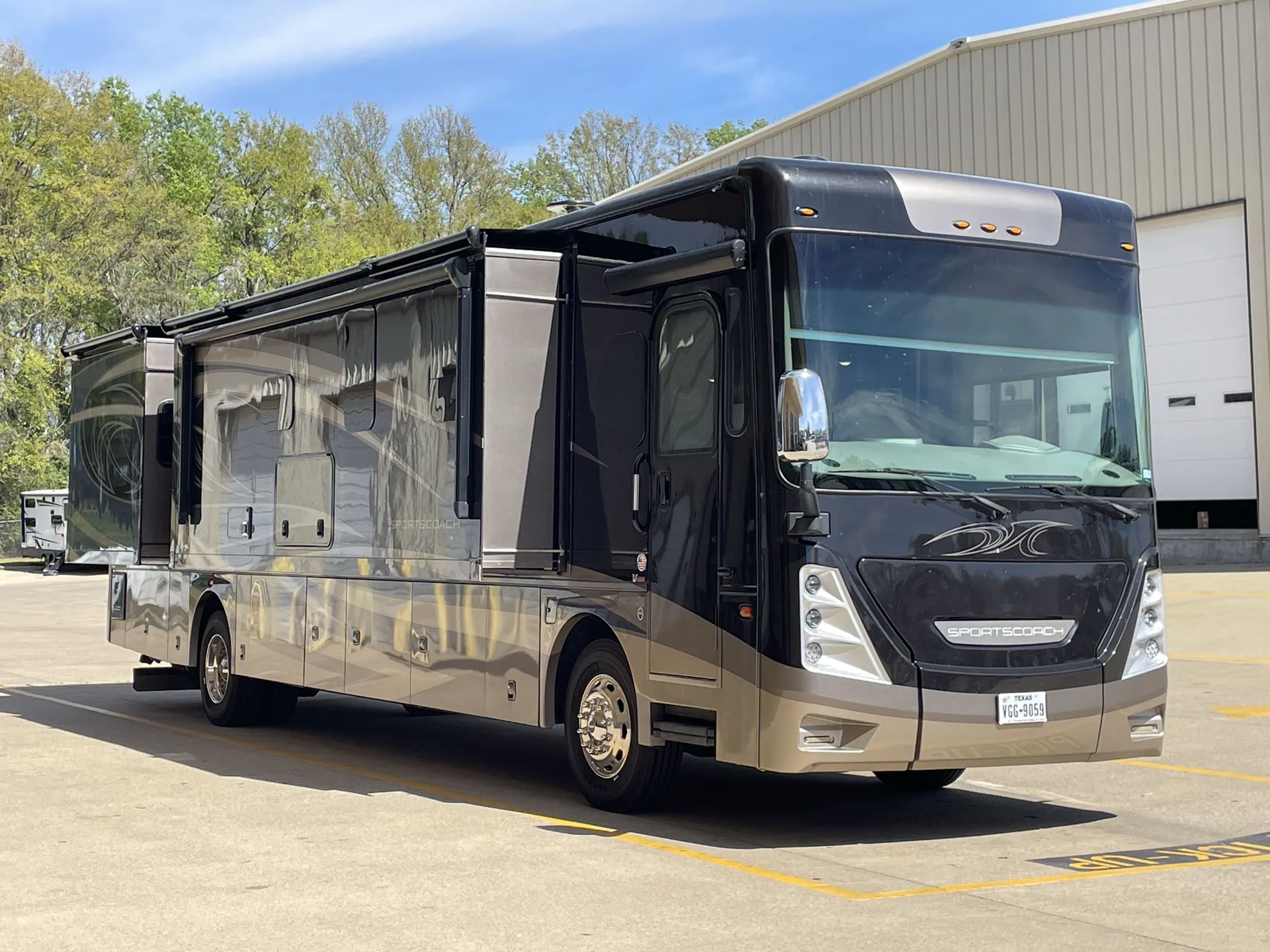 2020 Coachmen Sportscoach Rr 403QS - Photo 2