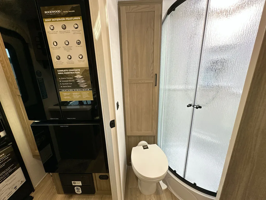 2027 Forest River Rockwood Mini Lite 2109S, Photos photo 26