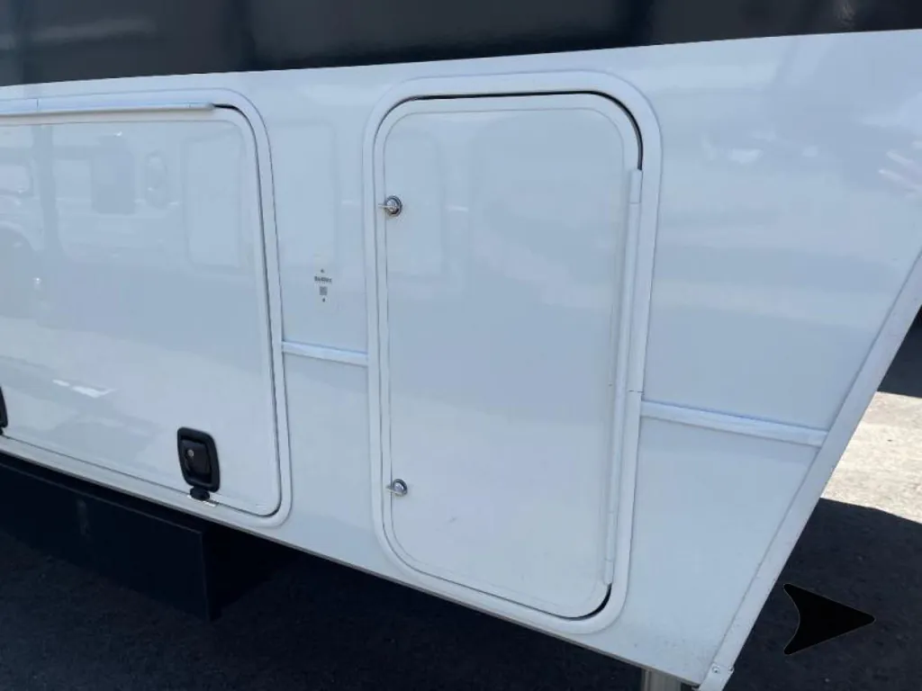 2026 Brinkley Model Z 2810, Photos photo 40