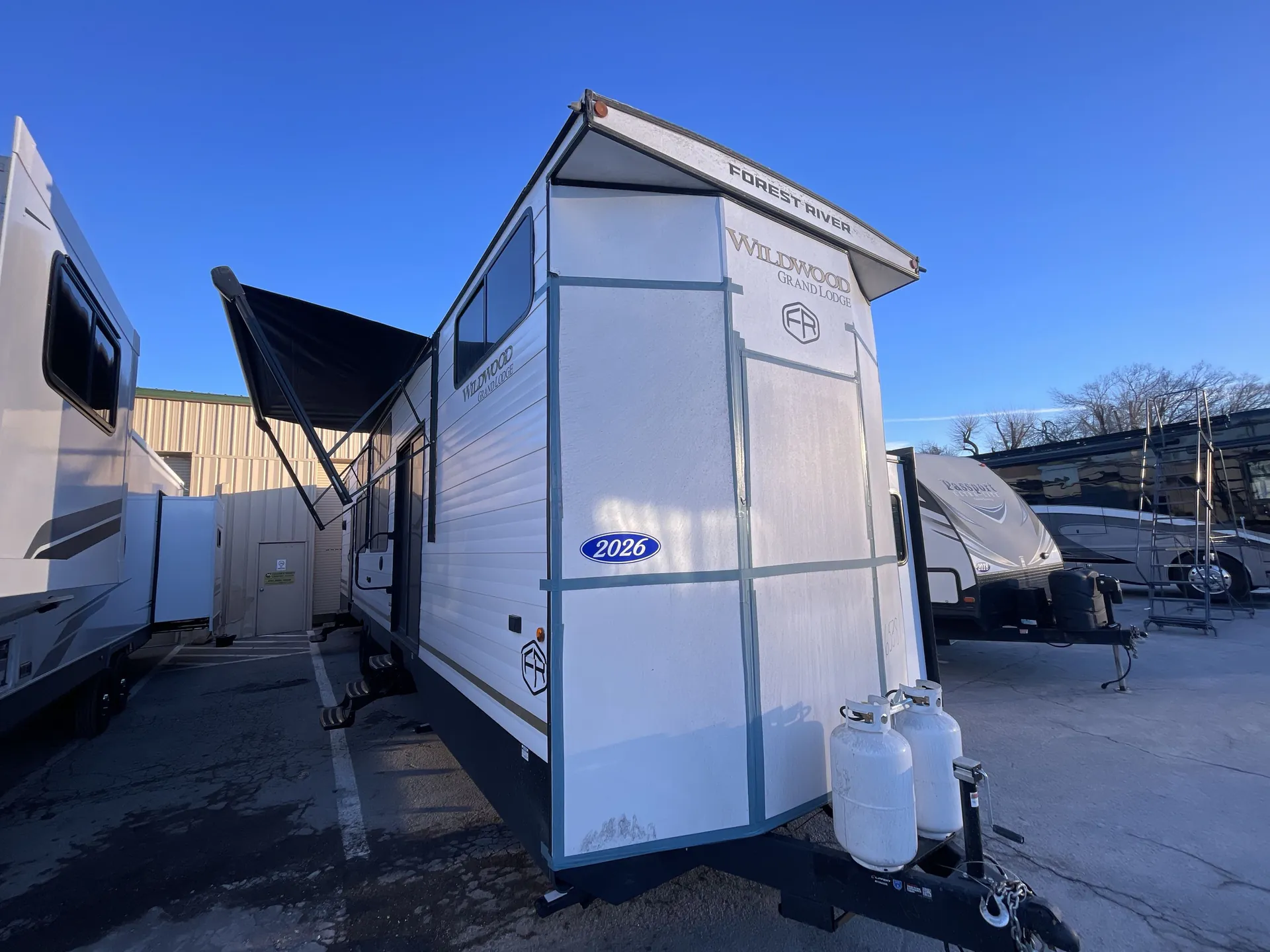 2026 Forest River Wildwood Grand Lodge 42ICE