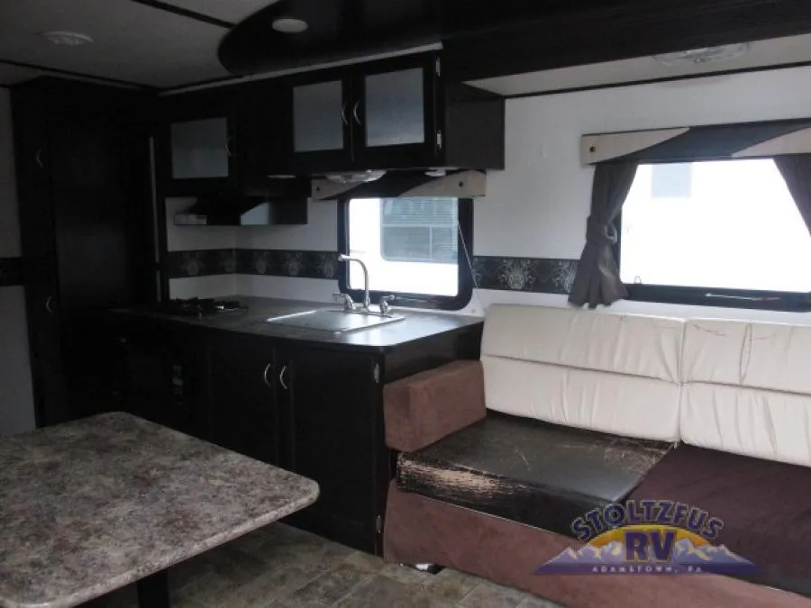 2011 CrossRoads RV Slingshot 29BH - Photo 3