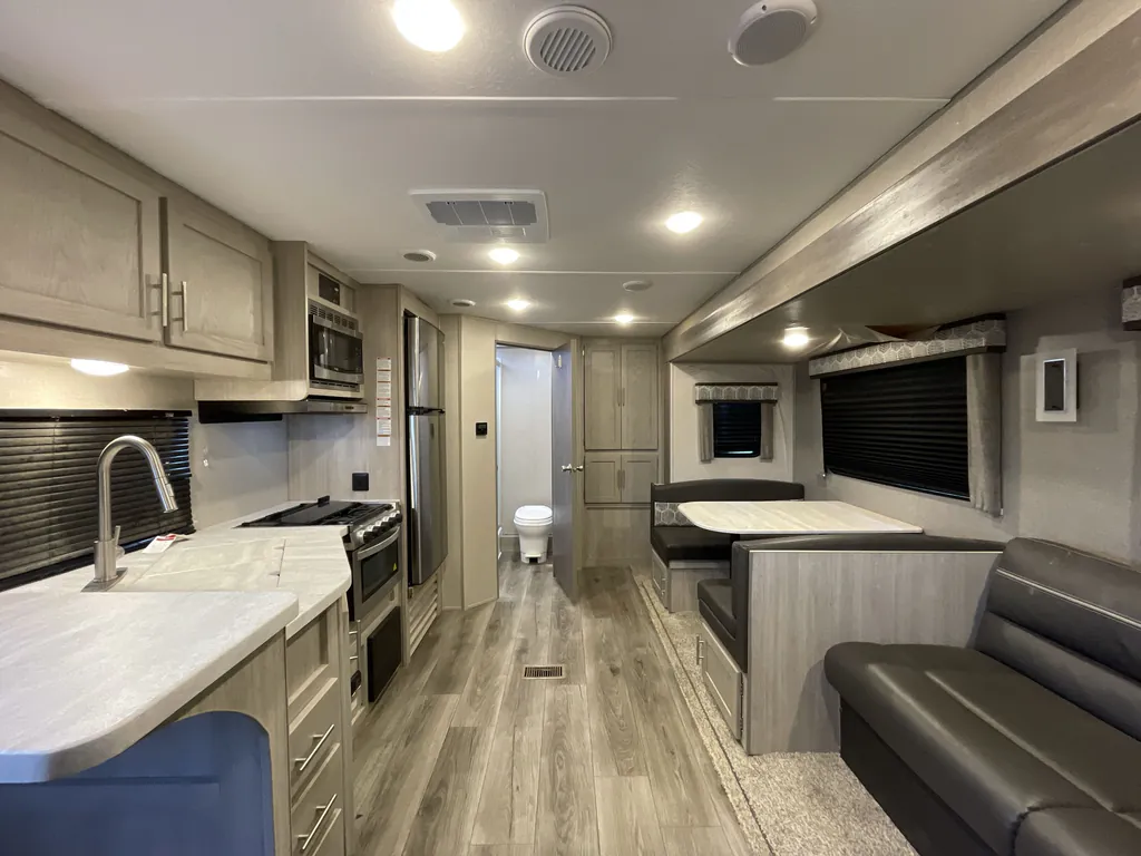 2022 Coachmen Catalina Legacy Edition 243RBS, Photos photo 6