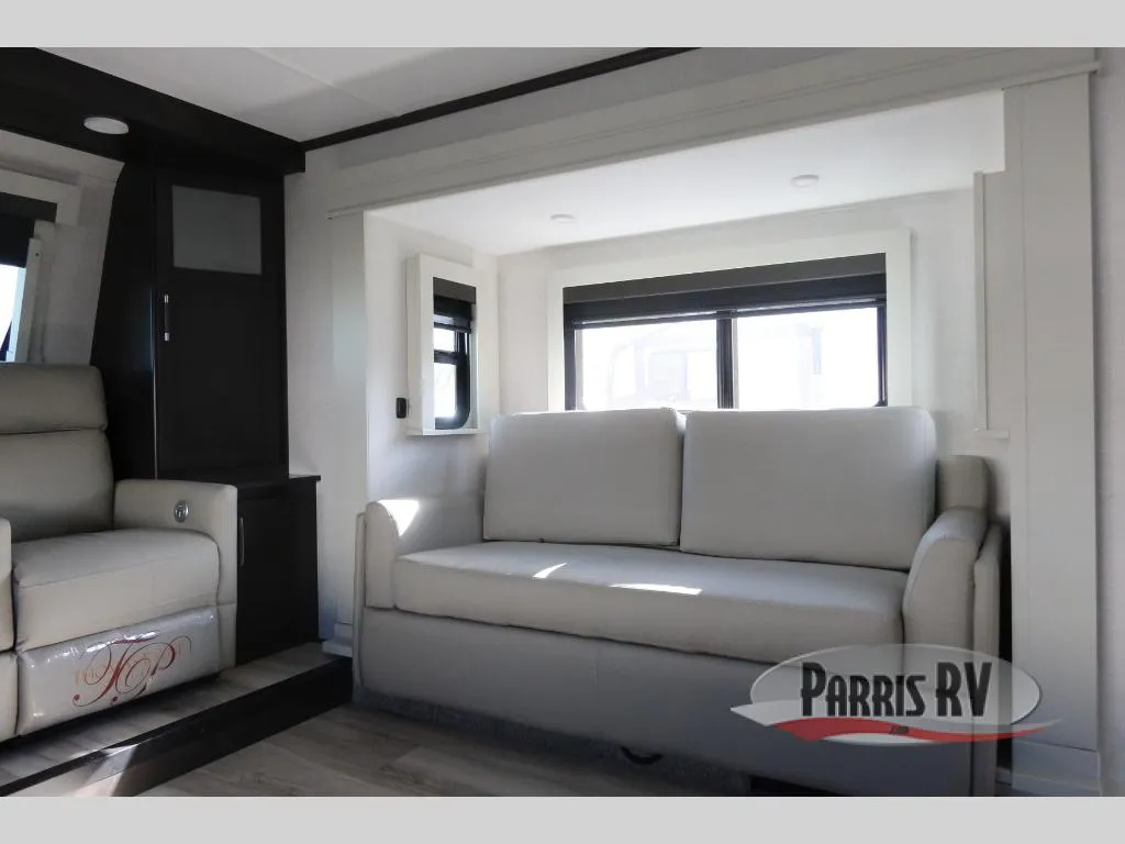 2026 Keystone Alpine 3710FL - Photo 4
