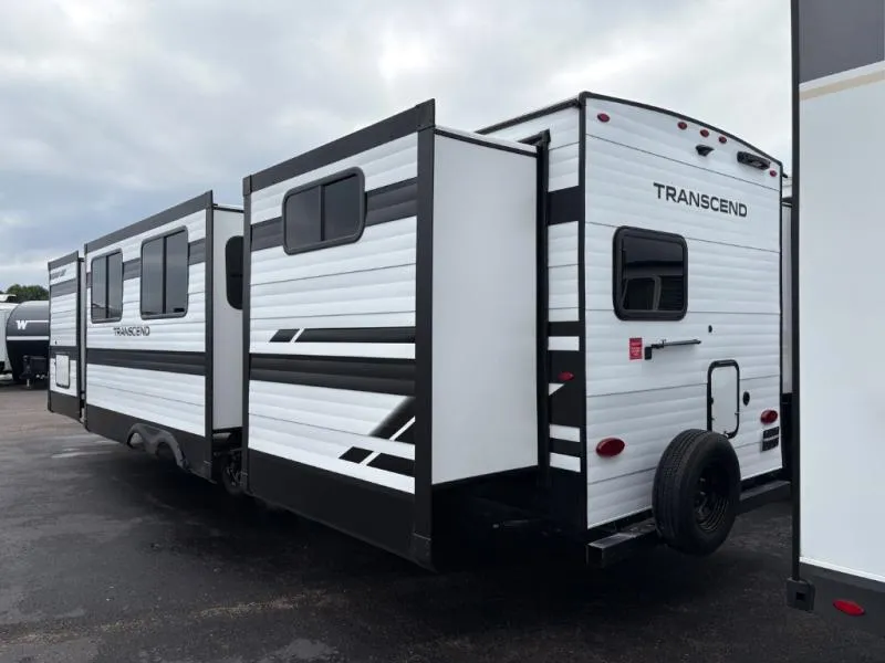 2027 Grand Design Transcend 335BHT - Photo 4