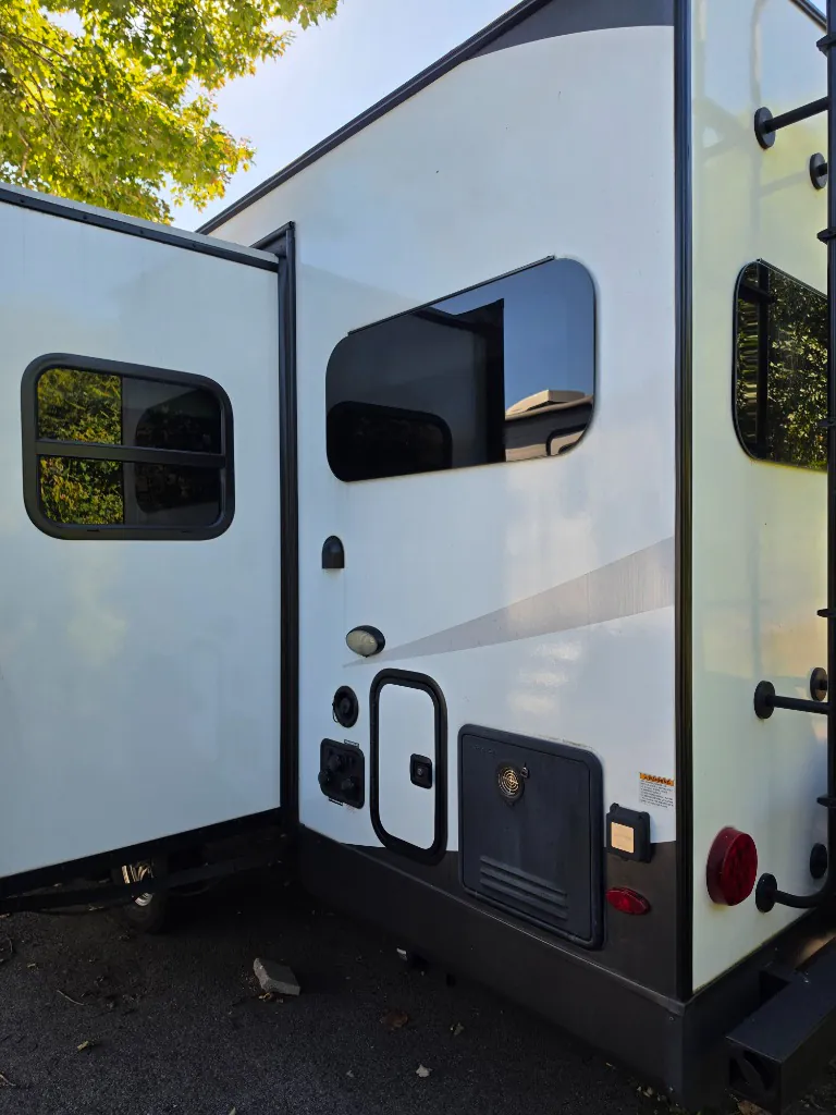 2024 Forest River Rockwood Ultra Lite 2614BS, Photos photo 7