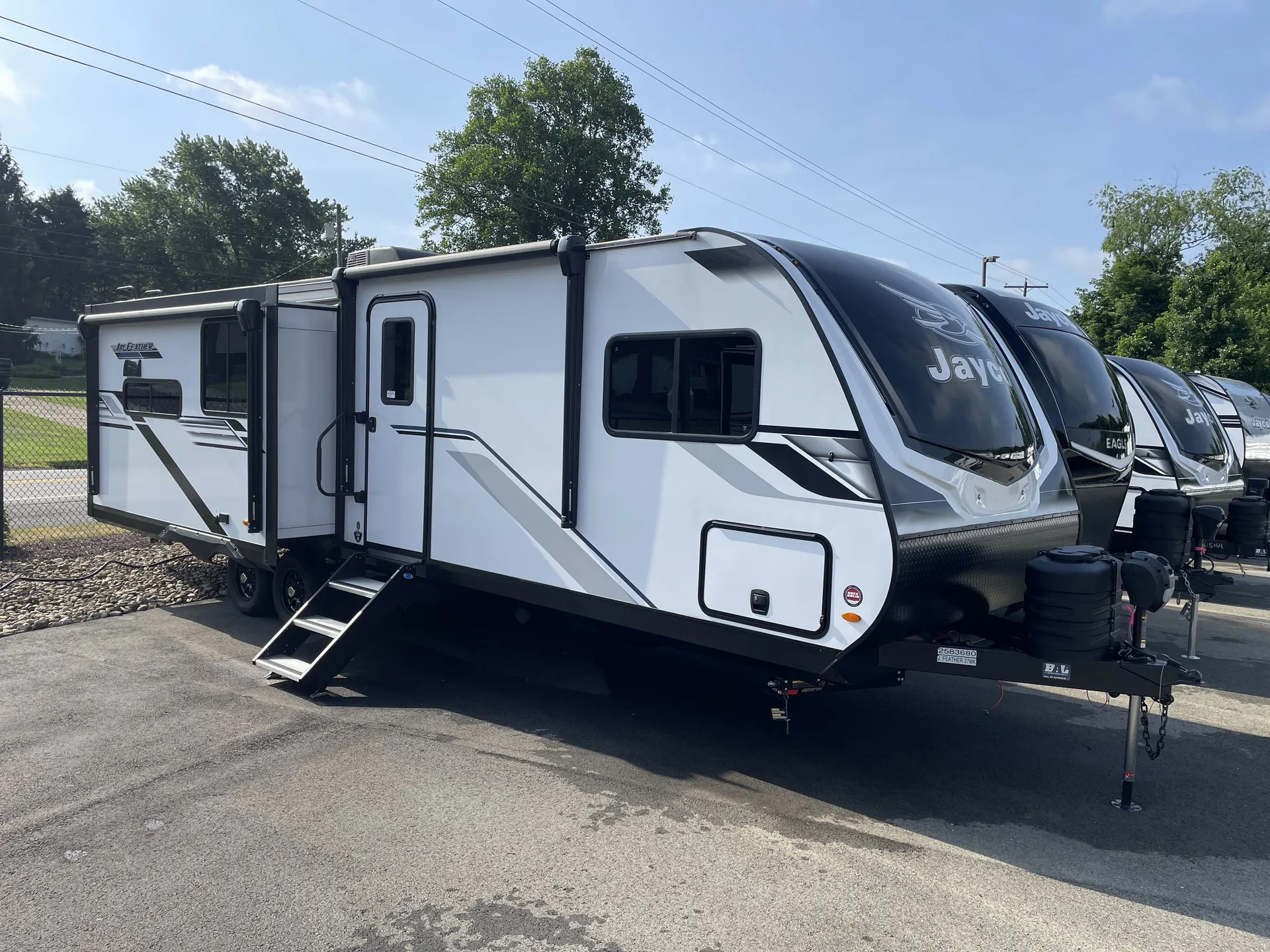 2026 Jayco Jay Feather 27MK - Photo 2