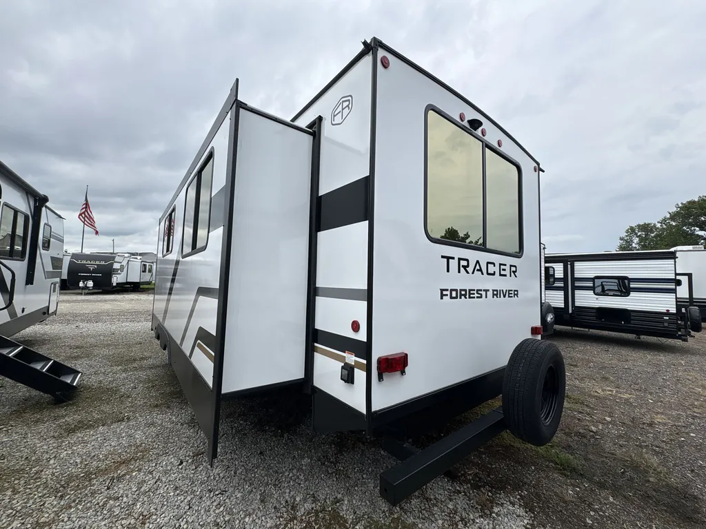 2027 Forest River Tracer 286RL, Photos photo 9