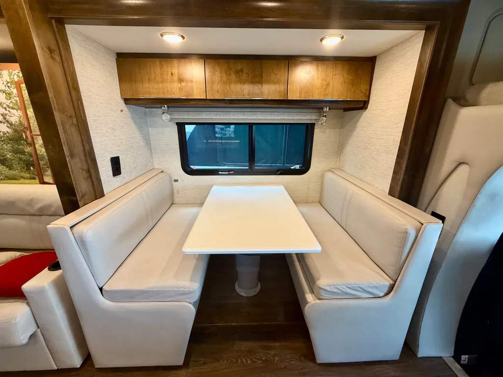 2020 Tiffin Wayfarer 25 RW, Photos photo 10