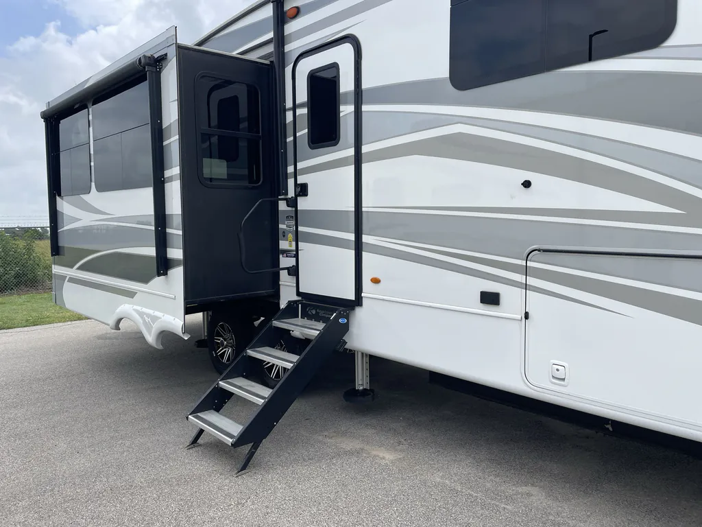 2022 Keystone Montana 3231CK, Photos photo 27