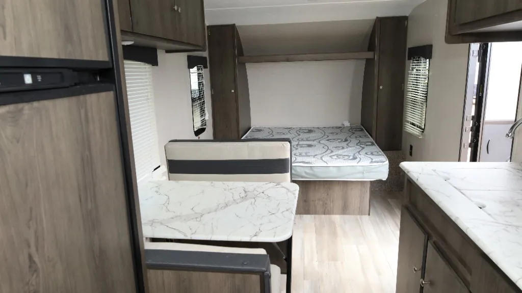 2021 Coachmen Clipper Cadet 21CBH - Photo 4