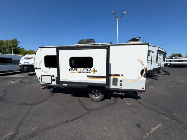 2022 Forest River Rockwood Geo Pro 19FBS - Photo 4