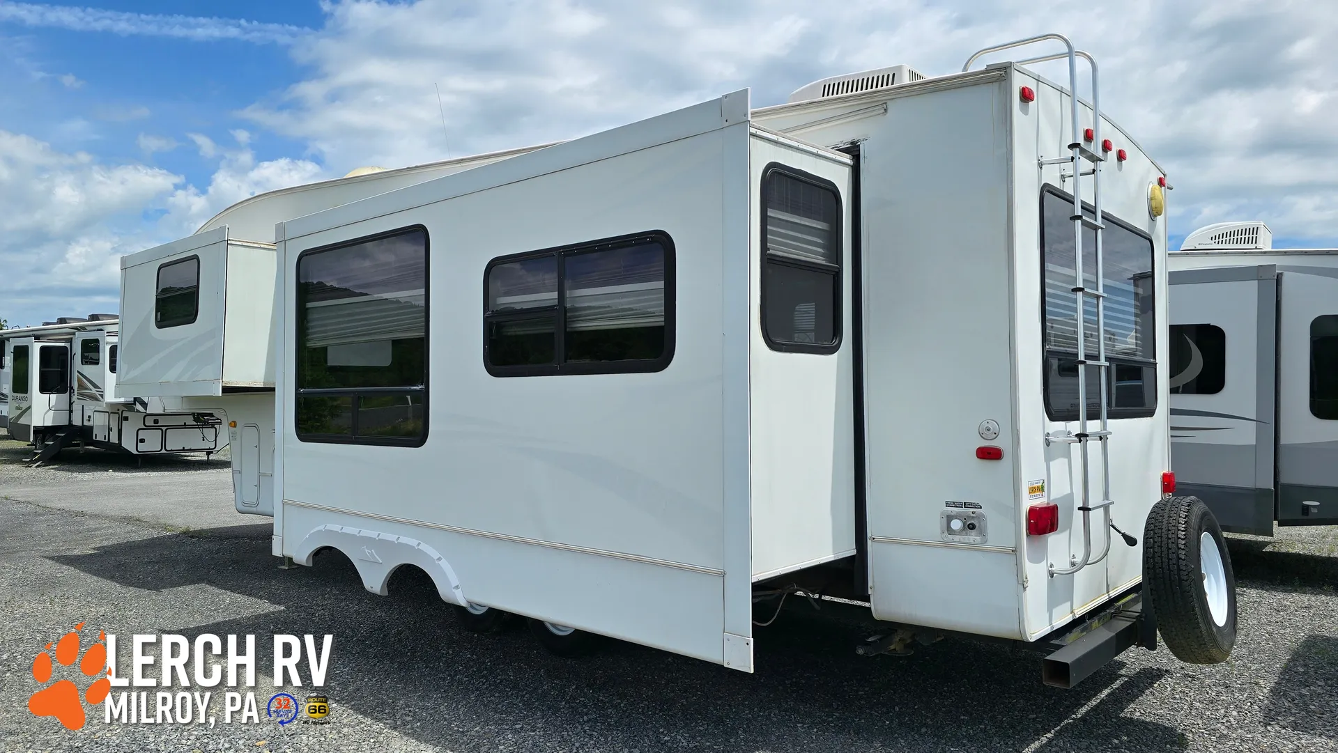 2007 Keystone Cougar 291RLS - Photo 3