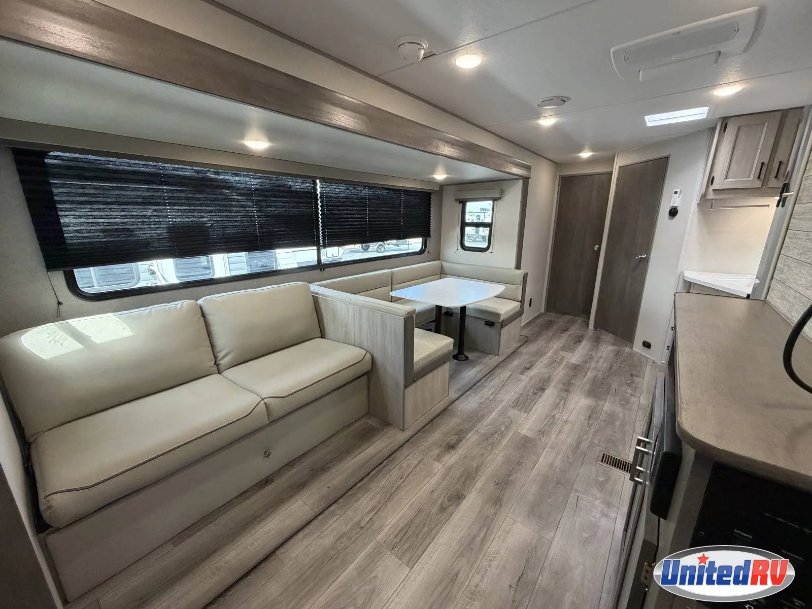 2026 COACHMEN CATALINA 281QBUNK - Main photo