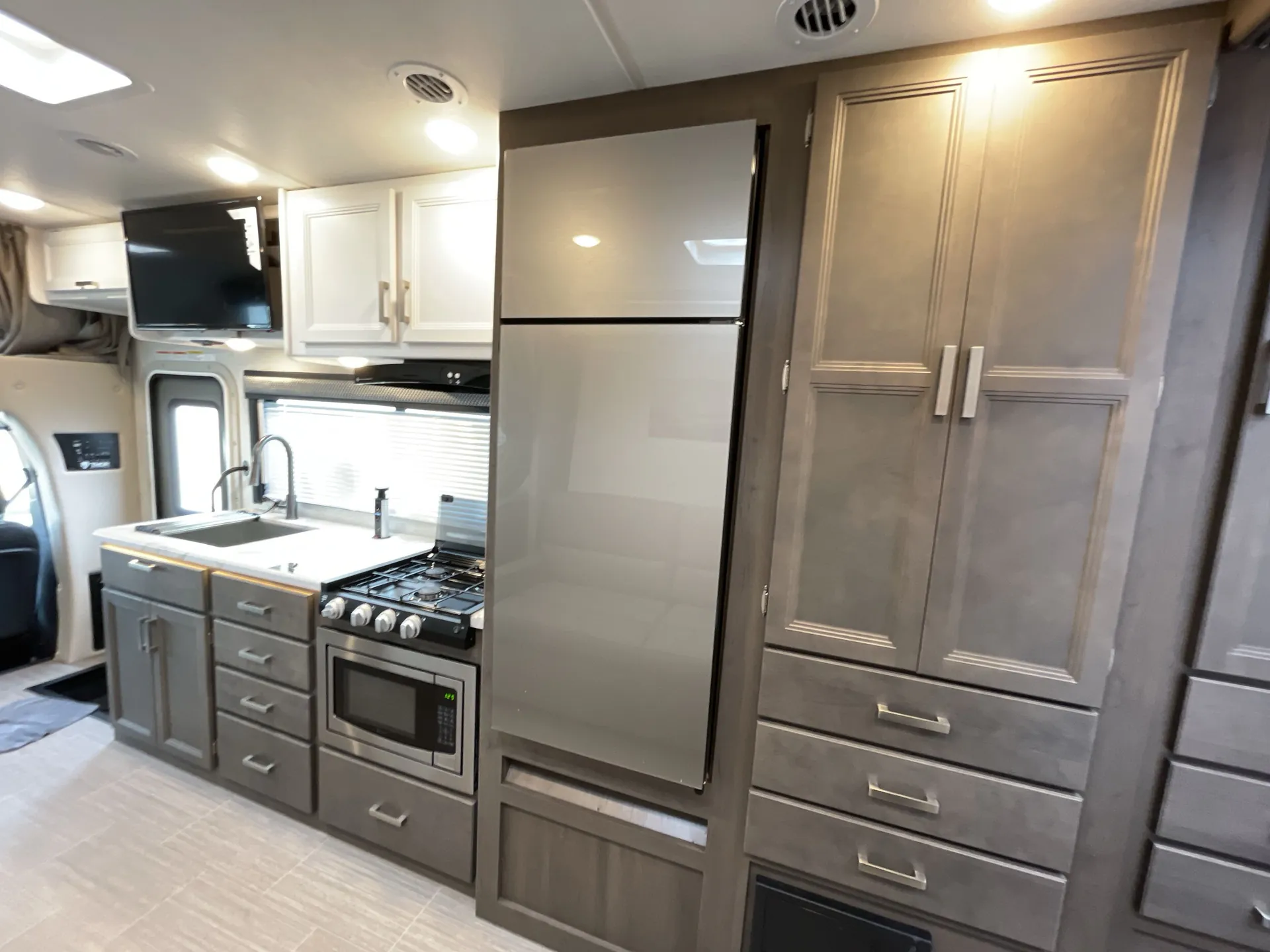 2025 Thor Motor Coach Freedom Elite 24FL - Photo 4