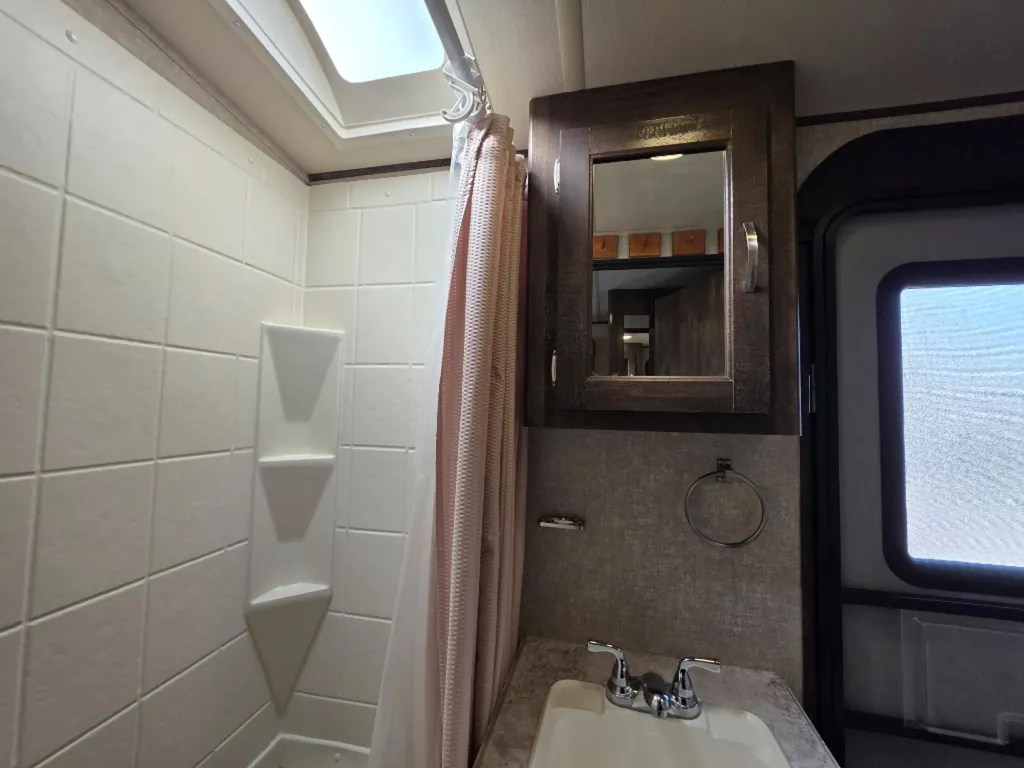 2018 Forest River Vibe 308BHS, Photos photo 35